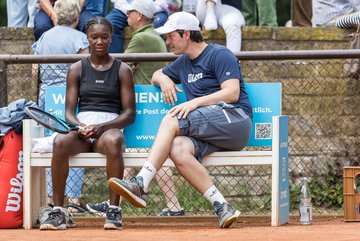 Noma Noha Akugue 25 - BL DTV Hannover - Der Club an der Alster : Ergebnis: 2:7